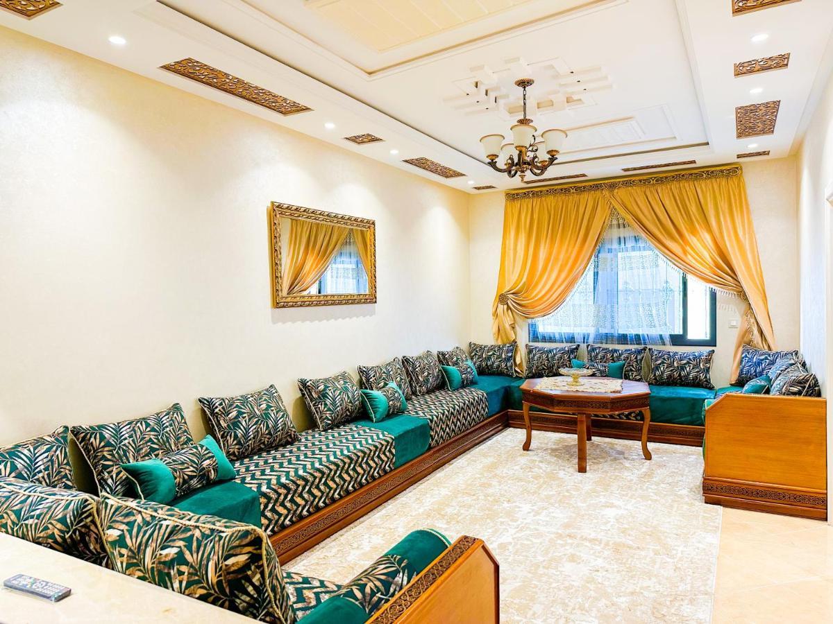 Luxury Of Mesnana - Stay With Low Budget タンジェ エクステリア 写真