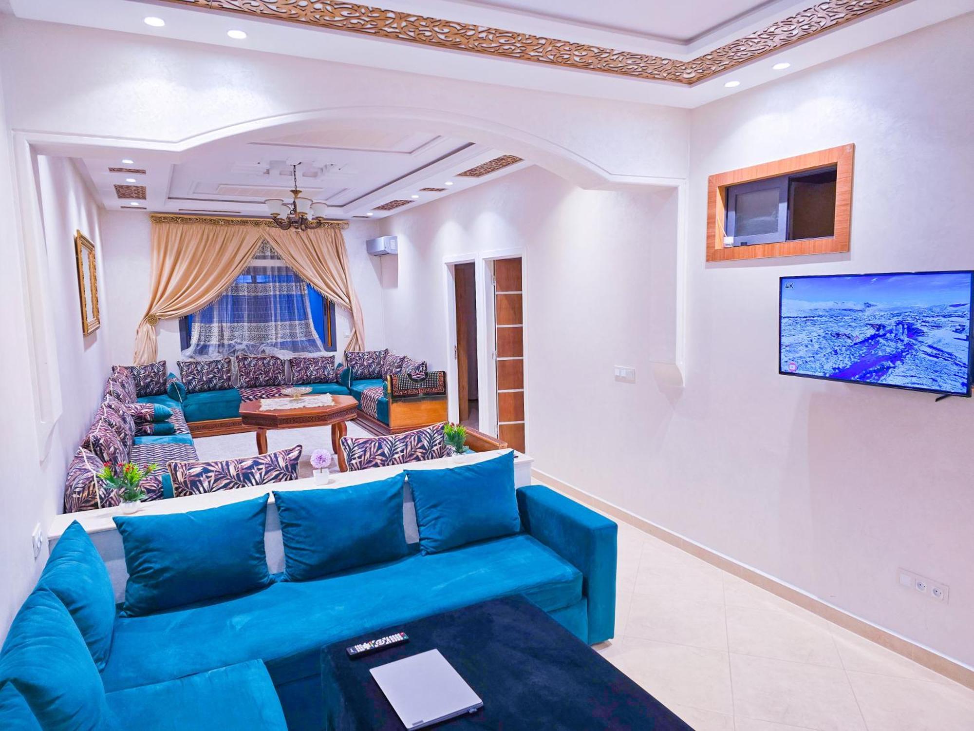Luxury Of Mesnana - Stay With Low Budget タンジェ エクステリア 写真