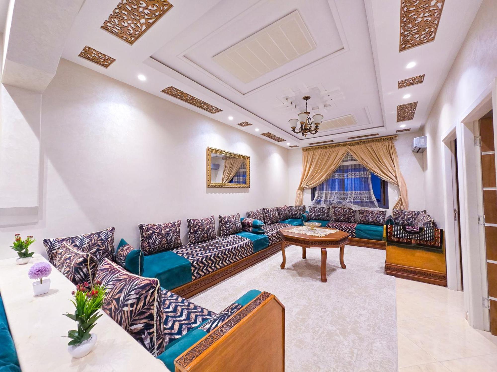 Luxury Of Mesnana - Stay With Low Budget タンジェ エクステリア 写真